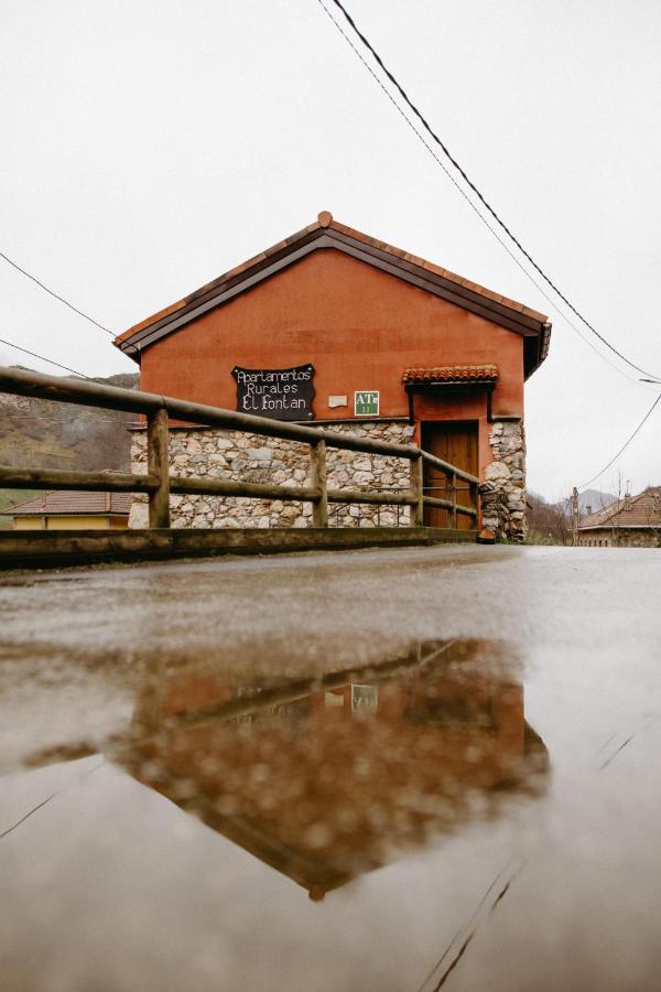 Apartamentos Rurales La Casina Del Fontan Valle de Lago エクステリア 写真